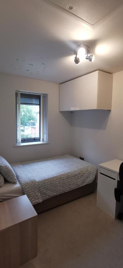 Modern City Centre House With Free Parking 캔터베리 외부 사진